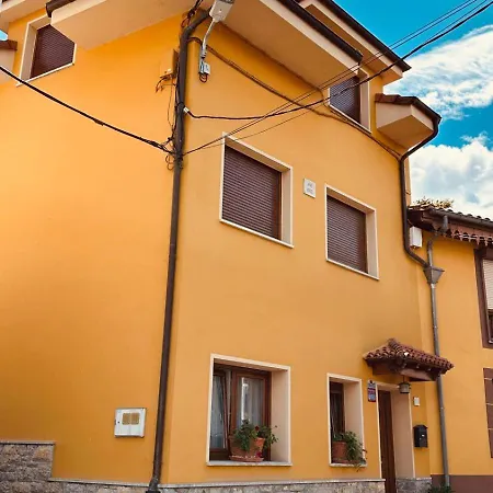 Vivienda Vacacional Casa Miguel Cangas de Onís Exterior photo